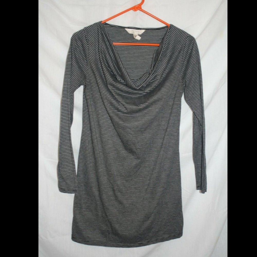 Ma Cherie Maternity top, size small, RN# 113135